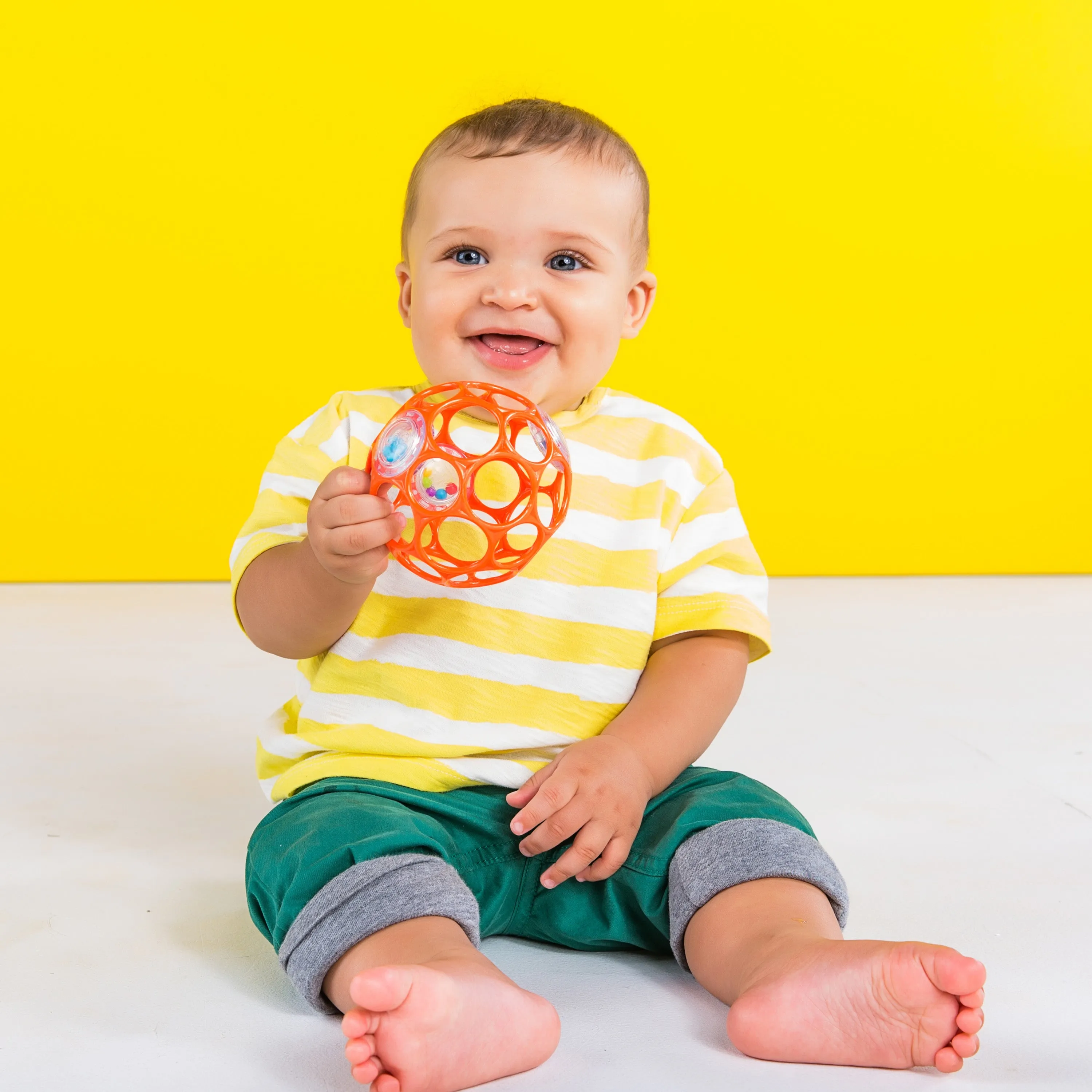 Oball Easy Grasp Rattle BPA-Free Infant Toy in Red, 4"