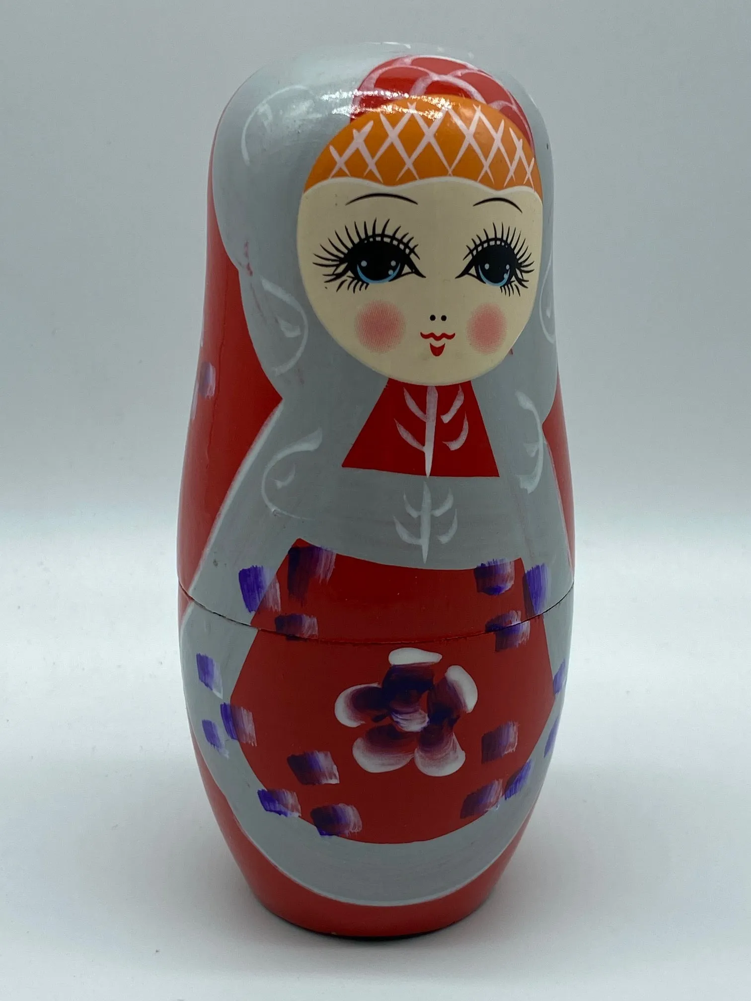 Wooden Nesting Dolls 5pcs in red & silver